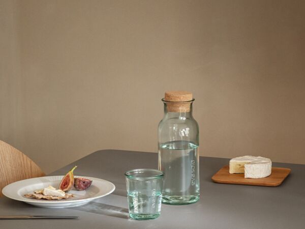 5_541046-541047-recycled-glass-tumbler-carafe-1920x886.jpg
