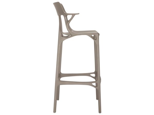 2_zA.I. stool recycled.jpg
