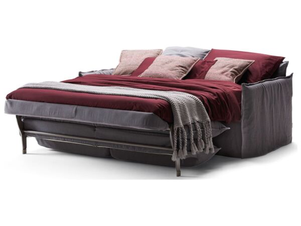 2_zClarke_MilanoBedding-01.jpg