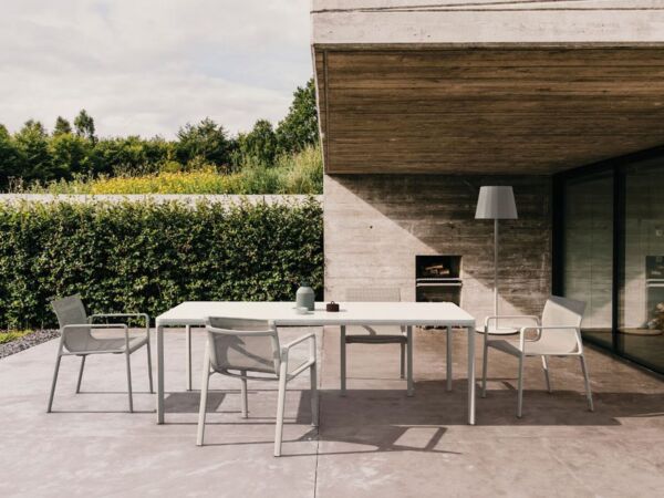 5_kettal-park-life-garden-dining-low-armchairs1.jpg