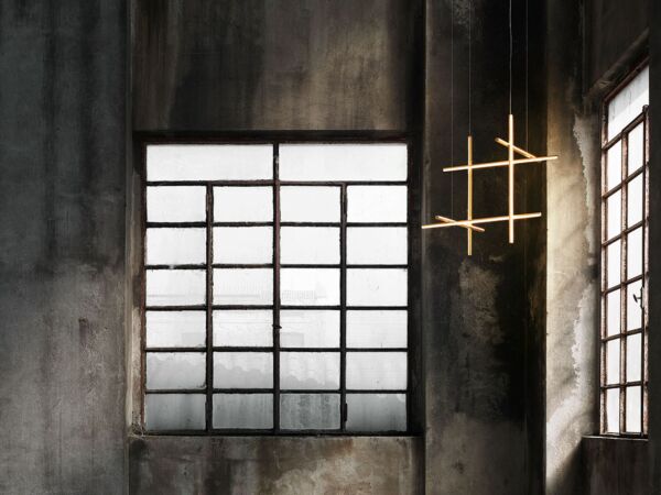 5_coordinates-suspension-anastassiades-flos-F18460-product-life-01-1440X802.jpg
