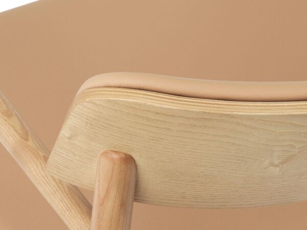 2_zTimb Lounge Armchair Upholstery3_1.jpg
