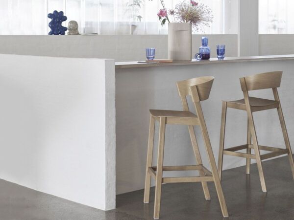 5_Cover counter stool11.jpg