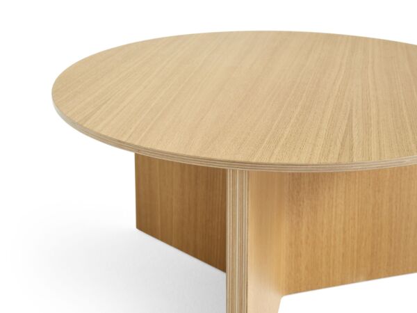 2_z9440331009000_Slit Table Wood Round XL wb lacquer oak_detail 01.jpg
