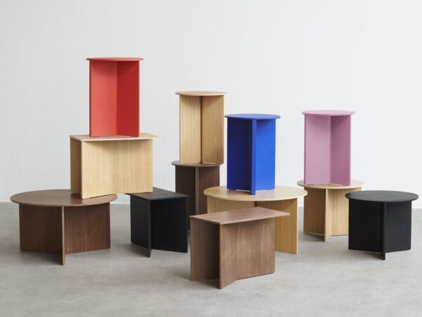 5_Slit Table Wood family 03.jpg