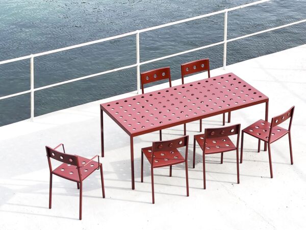 5_Balcony Chair iron red_Balcony Armchair iron red_Balcony Table iron red 06.jpeg