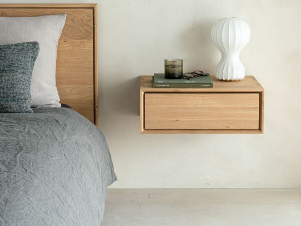 5_51224_Oak_NordicII_bedside_table_hanging_1_WEB.jpg