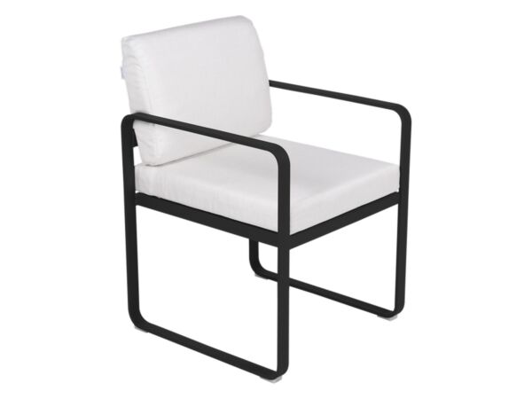 2_BELLEVIE_FAUTEUIL_REPAS_BLANC_GRISE_REGLISSE.jpg
