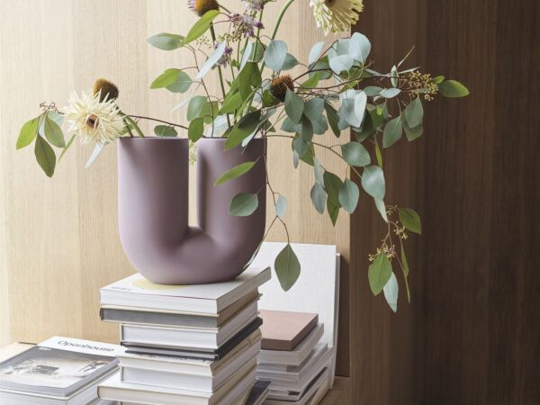 5_Dusty-lilac-kink-vase-muuto-org_(150).jpg