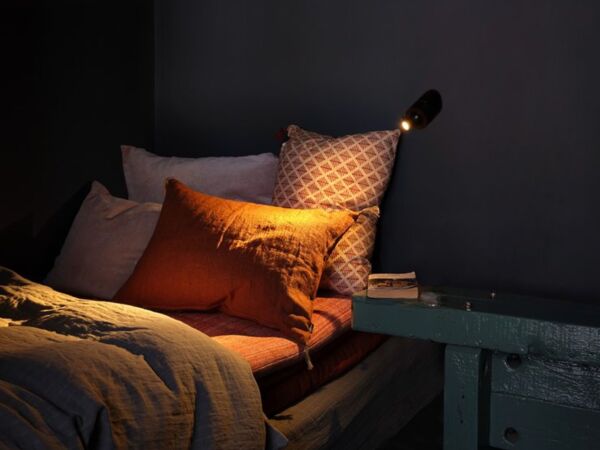 5_d_vision-20-20-sw-applique-murale-metal-l77-6cm-applique-murale-metal-l77-6cm-dcw-editions-noir-onroll-20.jpg