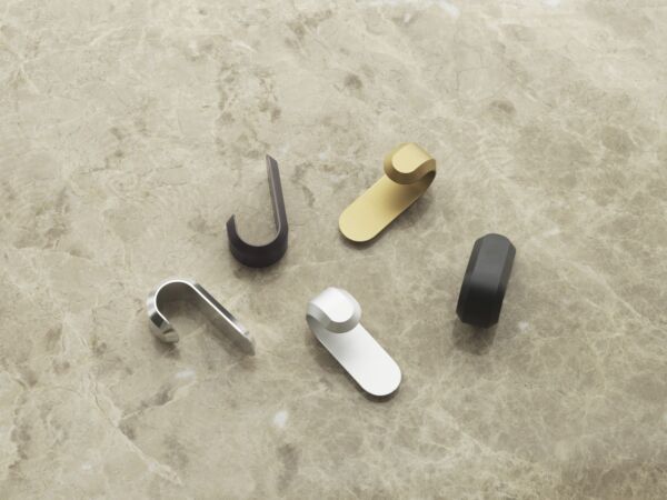 5_2021_Curve_Mini_Hooks_Group_02.jpg