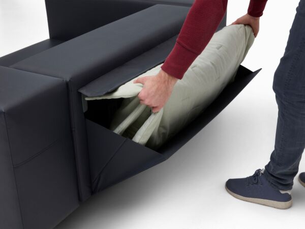5_walrus-club-chair-packshot-8-5f033186e0795.jpg
