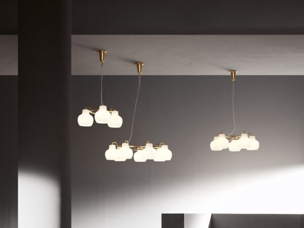 5_02-vl-crown-7-5-3-pendant-campaign-aw2019-12-04564-18783-50048.jpg