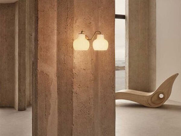 5_wall-light-with-plug-vl-ring-crown-white-brass_madeindesign_328216_large.jpg