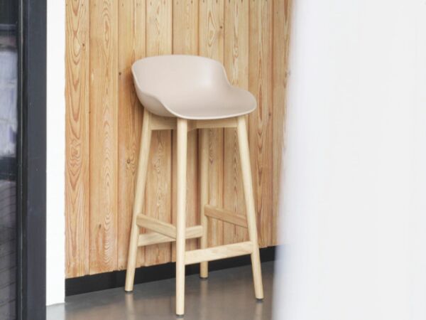 5_Hyg Barstool 75 cm Oak.jpg