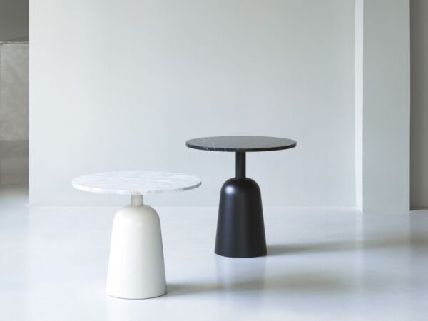 5_2022_Turn_Table_Black_Marble_White_Marble_Group_02.jpg