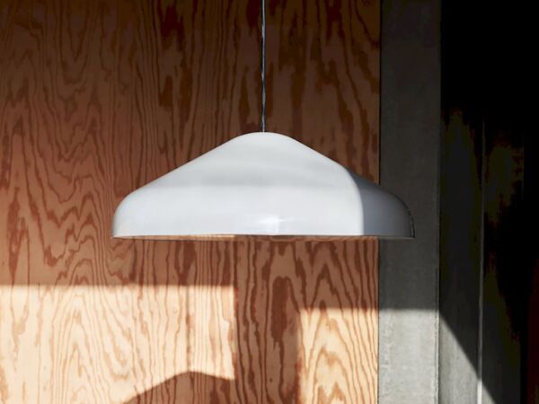 5_pao-steel-pendant_imageslider_3.jpg