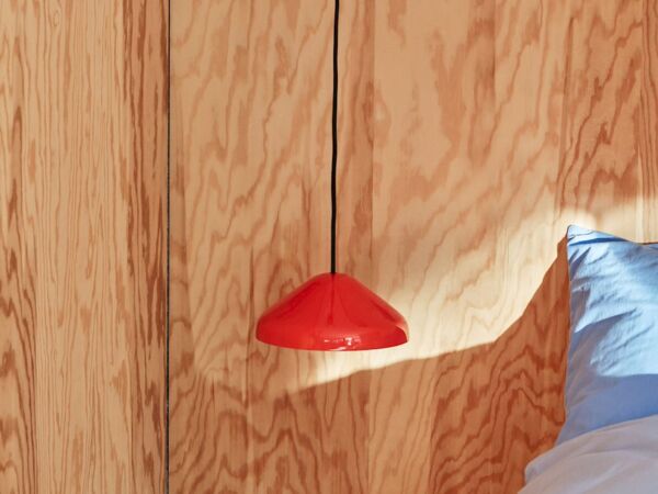 5_pao-steel-pendant_imageslider_4.jpg
