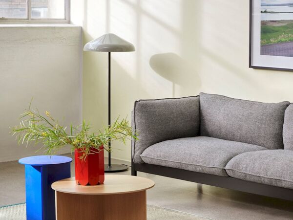 5_pao-steel-floor-lamp_imageslider_4.jpg