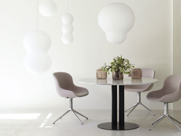 2022PuffLampMultitudePuffLampBubblePuffLampTwistPuffLampBulbScalaTableMarbleHygChairSwivel01Redigere.jpg