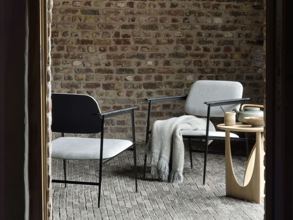 5_lounge cahir & 50537 Geometric side table.jpg