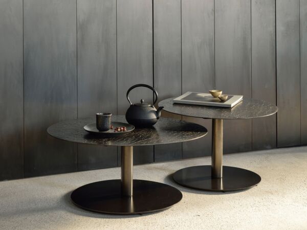 5_25950_25951_Sphere_coffee_table_umber_2_WEB.jpg