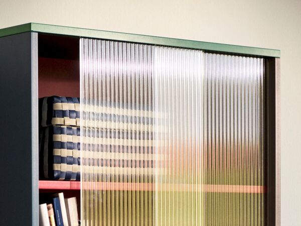 5_colour-cabinet-tall_imageslider.jpg