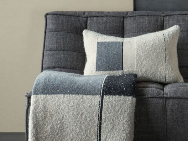5_Urban_cushion.jpg
