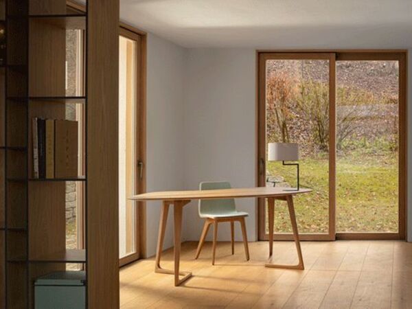 5_zeitraummoebel-tisch-twistoffice-massivhol.jpg
