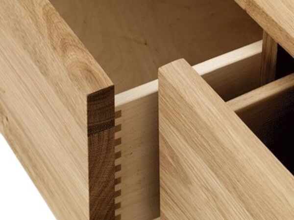 2_zZeitraummoebel-sideboard-side-massivhol.jpg