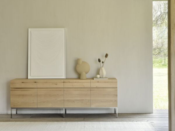 5_sideboard_det1_WEB.jpg