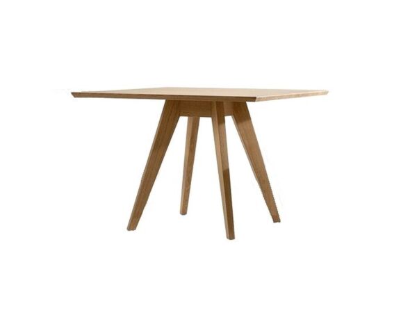 1_zeitraummoebel-quadratisch-cena.jpg