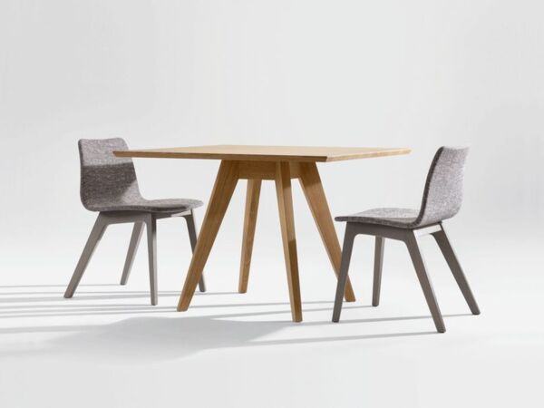 5_zeitraummoebel-tisch-quadratisch-cena-massiv.jpg