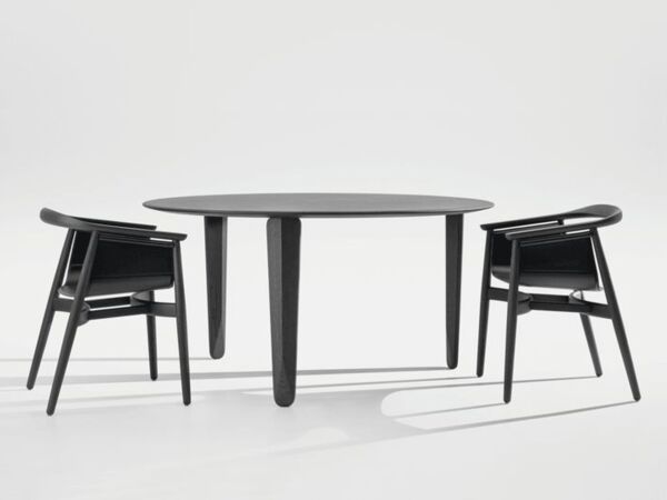 5_zeitraummoebel-tisch-kuyudine-rund.jpg