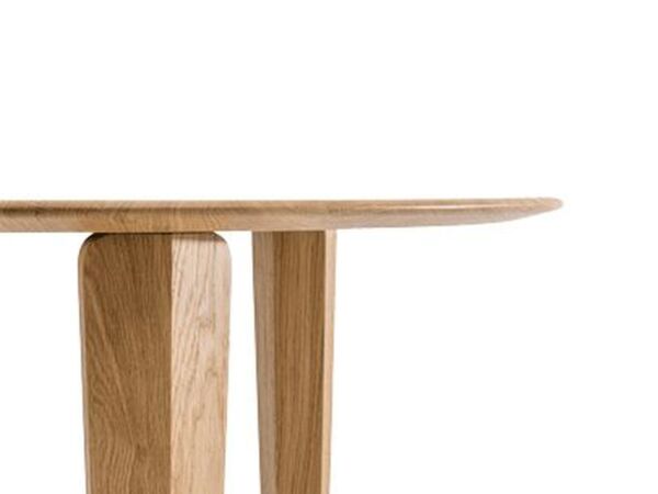 2_zZeitraummoebel-tisch-kuyudine-rund-massivholz.jpg