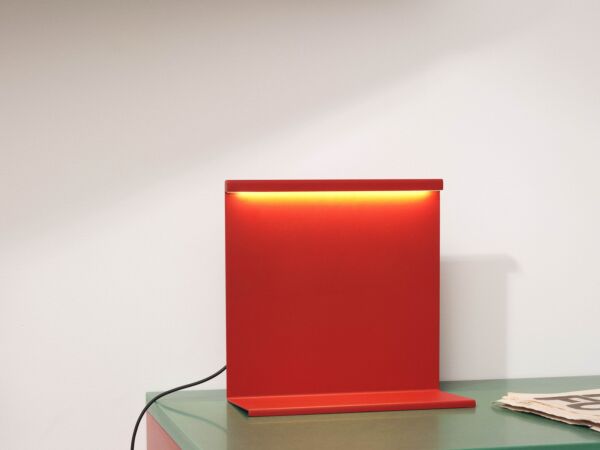 5_LBM Table Lamp tomato red_Colour Cabinet M Wall multi.jpg