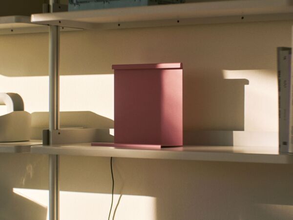 5_Pier System 133 PS white powder coated steel clear anodised profiles_LBM Table Lamp luis pink.jpg