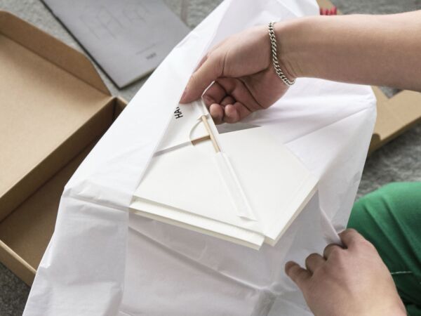 5_Paper Cube Table Lamp_detail 04.jpg
