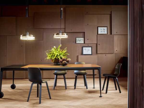 5_Magis_big_will_table_ambient_multi_TV3132_black_walnut_02_hr_1.jpg