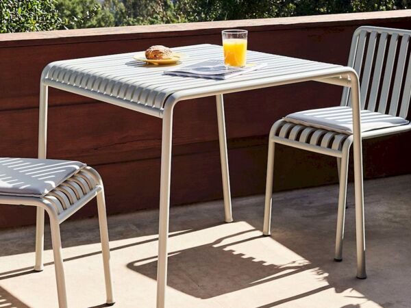 5_table.jpg