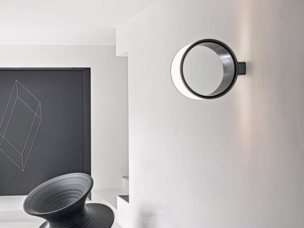 5_Magis_Lost_wall_ceiling_lamp_l_ambient_multi_LI55_black_01.jpg