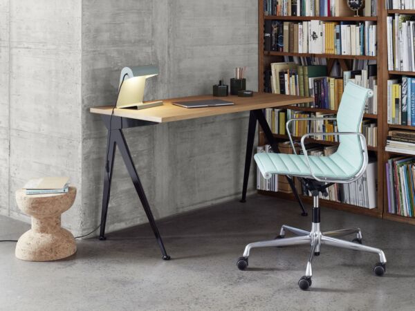 5_Cork-Family-Vitra-Table-E.jpg