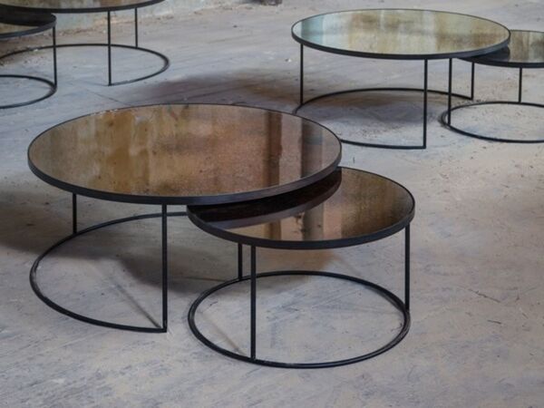 5_set_round_nesting_coffee_table_charcoal_-_heavy_aged_mirror_de_ethnicraft_accessories_1.jpg