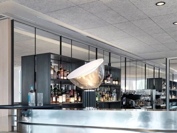 5_taccia-small_achille-castiglioni_lampe-a-poser-table.jpg