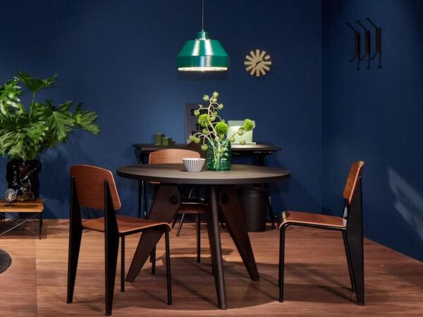 5_vitra-gueridon-prouve-ambiente.jpg