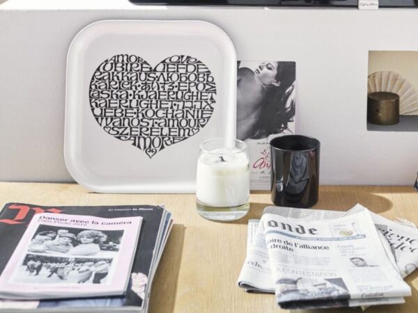 5_Classic-Tray-International-Love-Heart.jpg