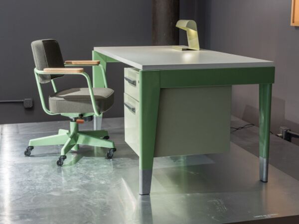 5_G-Star-RAW-Vitra-Prouve-RAW-Office-Edition-1a-600x400.jpg