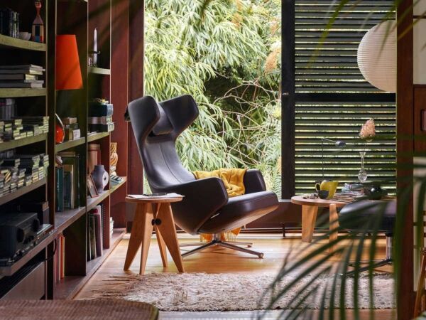 5_vitra-grand-repos-ottoman-citterio-leather-living.jpg