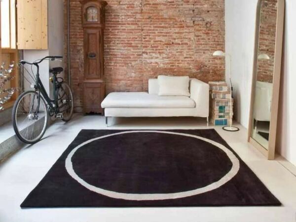 5_nani-marquina-aros-rug-in-loft.jpg