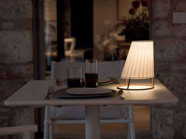 5_lampe-outdoor-blanc-cone-emu.jpg
